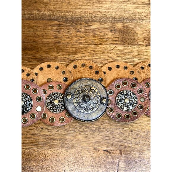 VTG Bohemian Concho Leather Belt Medallion - Picture 3 of 6